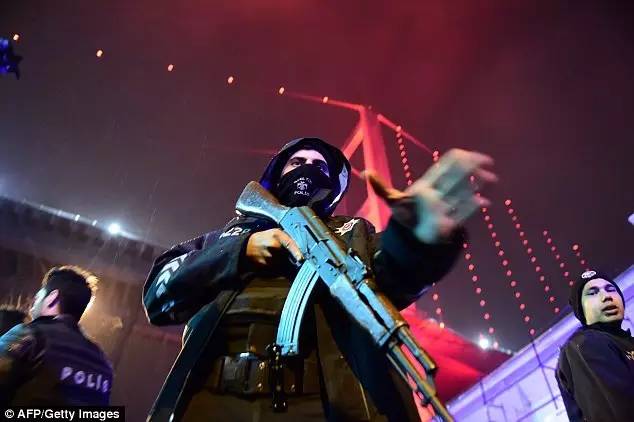  亚特兰大攻势如潮，真蓝黑军团演绎进攻狂想曲